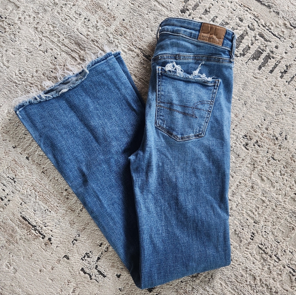 American Eagle Super Hi Rise Flare
